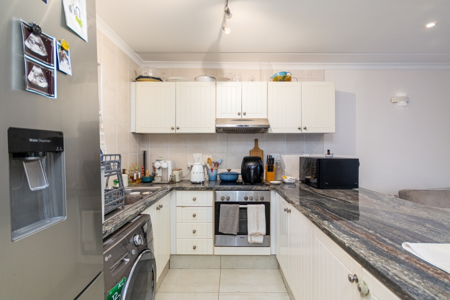 To Let 2 Bedroom Property for Rent in Plumstead Western Cape